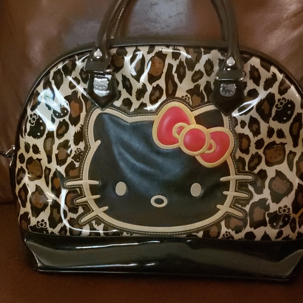 Hello kitty purse